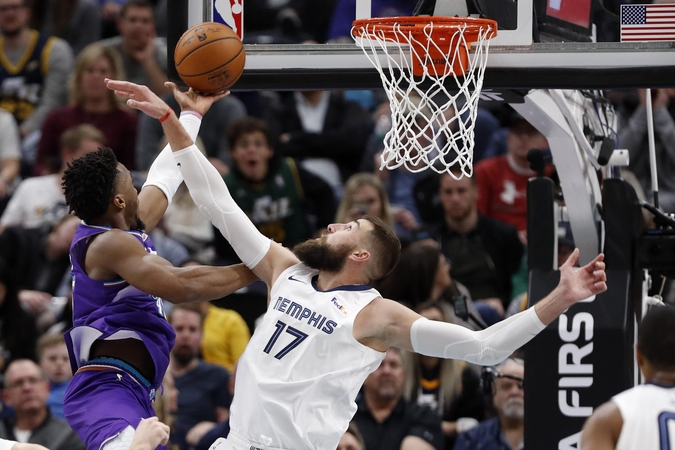 Tobulai atakavusio J. Valančiūno „Grizzlies“ nesulaikė varžovų snaiperių