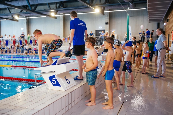 Puikus projektas: plaukti išmoko beveik 2 500 Vilniaus antrokų