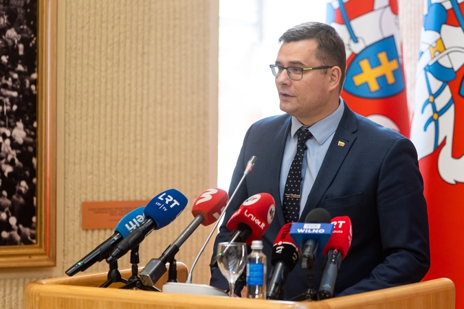 L. Kasčiūnas apie verslo ryšių su Rusija nutraukimo iniciatyvą: turime turėti saugiklius