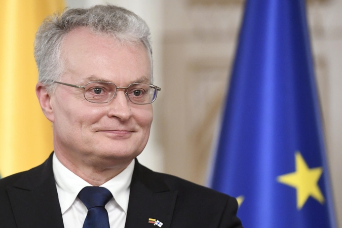 G. Nausėda atvyko į Londoną dalyvauti NATO viršūnių susitikime