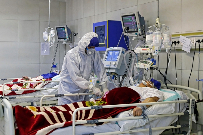 Irane – 21 naujas mirties nuo viruso atvejis, užsikrėtė dar tūkstantis