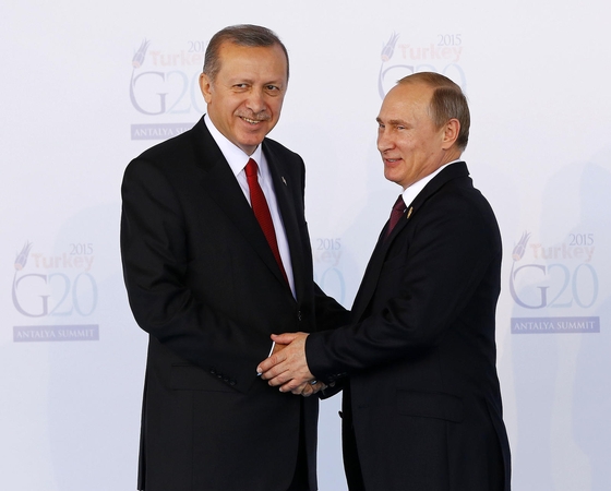 V. Putinas ir R.T. Erdoganas bandys pagerinti ryšius, aptemdytus numušto lėktuvo
