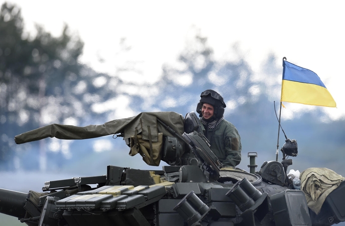JAV gali nutraukti karinę pagalbą Ukrainai