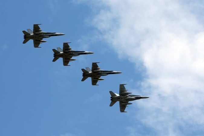 Baltijos šalių padangėje treniruojasi NATO karinės oro pajėgos