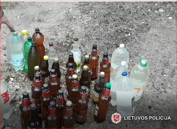 Pėdsakai pareigūnus atvedė iki naminukės prekybos taško