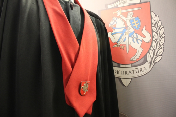Prokurorai galės gauti kompensacijas būsto nuomai