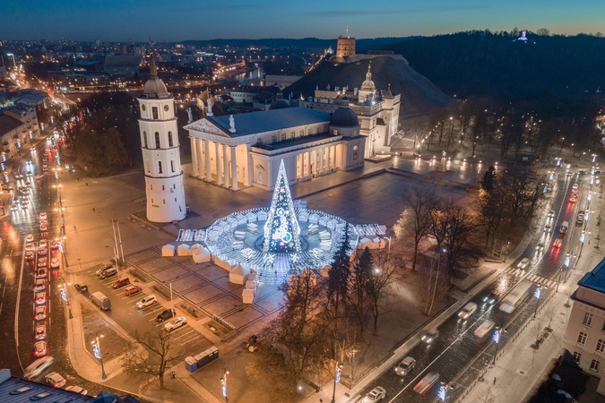 Per Naujuosius į sostinės centrą – ir naktiniu viešuoju transportu