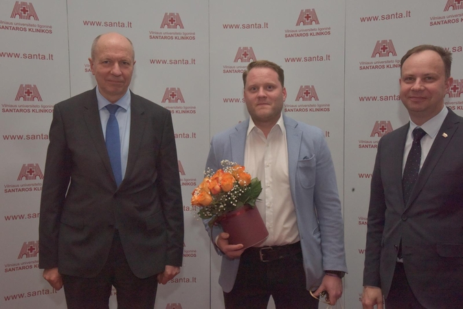 Apdovanoti geriausi Santaros klinikų medikai