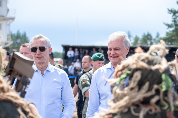 J. Stoltenbergas: kitą savaitę rengiamas susitikimas, siekiant Švedijos narystės NATO
