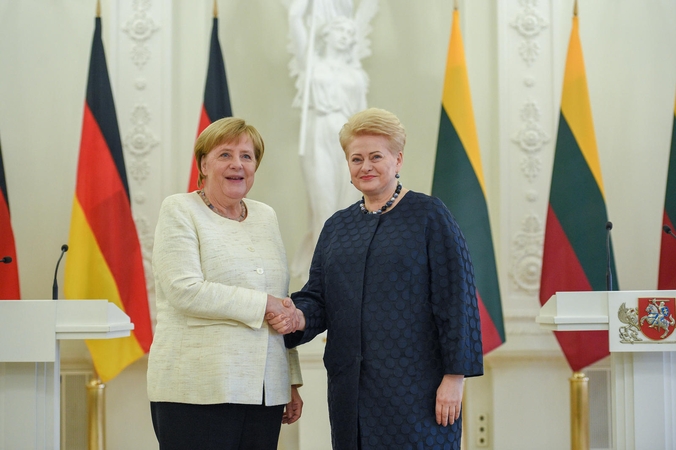 A. Merkel negailėjo komplimentų nei D. Grybauskaitei, nei lietuviams