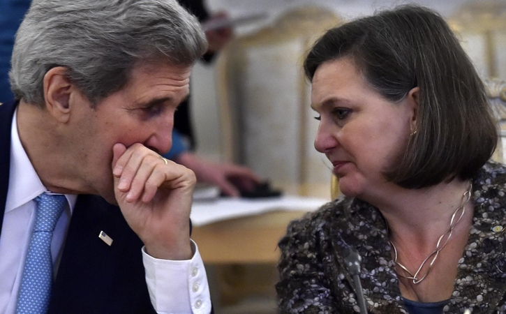 JAV valstybės sekretorius J. Kerry ir jo pavaduotoja V. Nuland