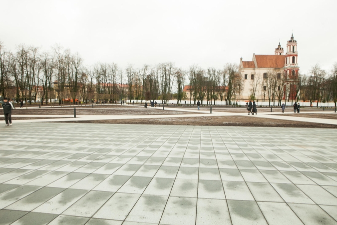 Ėmėsi ieškoti kaltųjų dėl neskaidrių Lukiškių aikštės konkursų