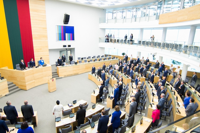 KT: atlyginimo mokėjimas posėdžių nelankančiam Seimo nariui – nepateisinamas