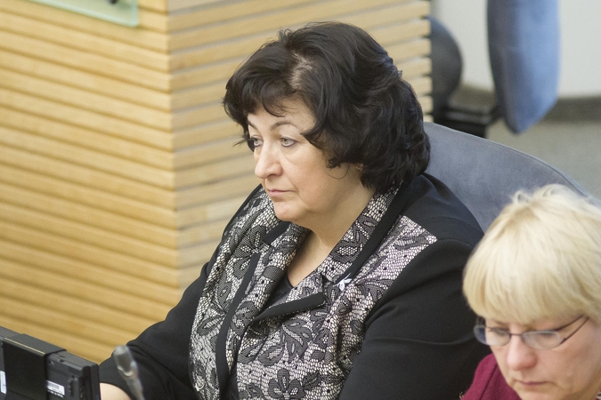 Seime įsižiebė ginčas dėl priklausomybės nuo sekso