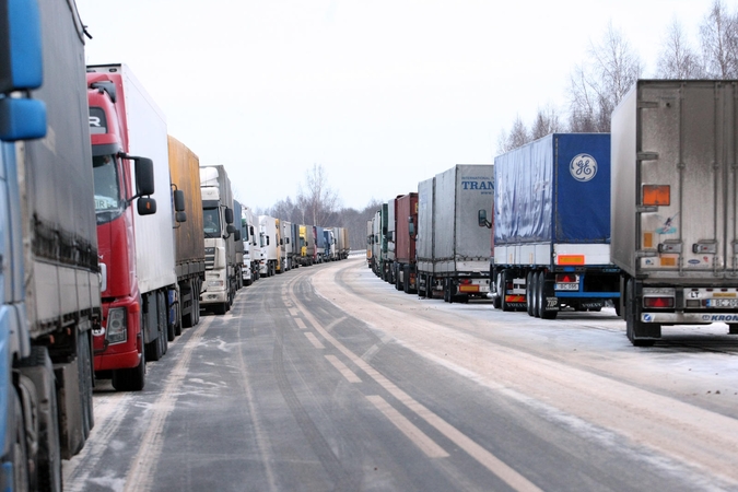 Pasienyje su Lenkija automobilių eilė išsisklaidė