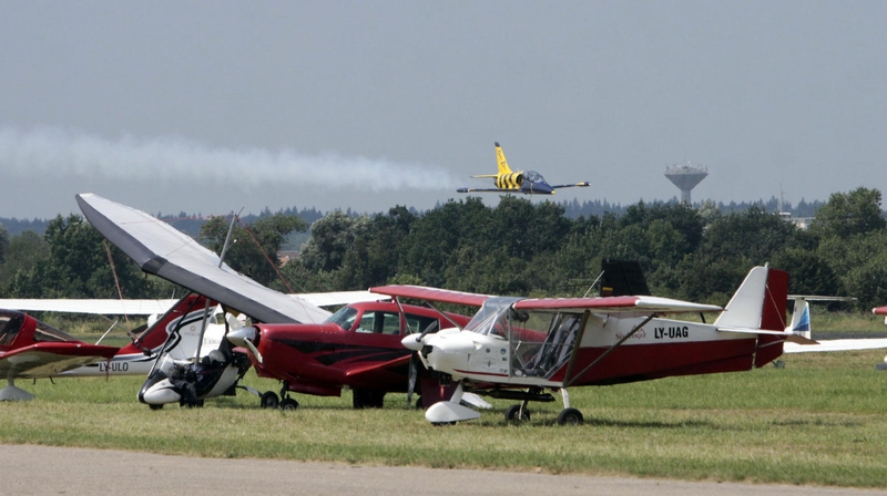 Lietuvos kariuomenė ramina dėl aerodromo susirūpinusius Šilutės aviatorius