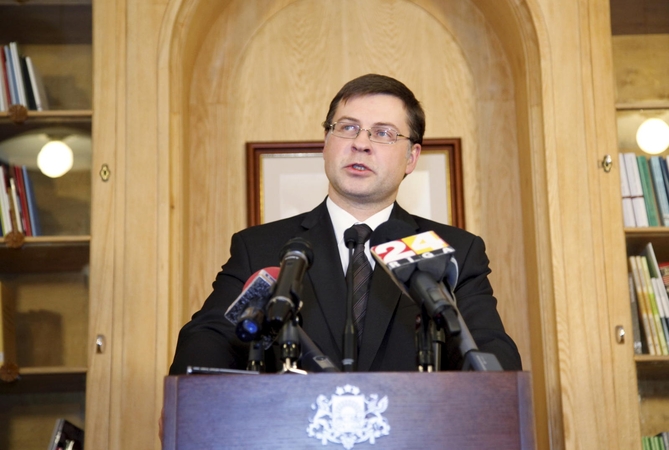 V. Dombrovskis žada Latvijos paramą Lietuvai dėl euro