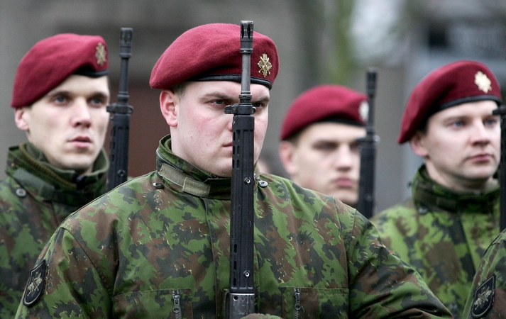 Lietuva siųs papildomus karinius pajėgumus į Afganistaną ir Malį