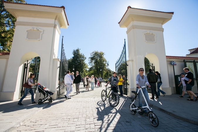 Dėl ginčų teismuose įstrigo kavinės prie Bernardinų sodo statybos