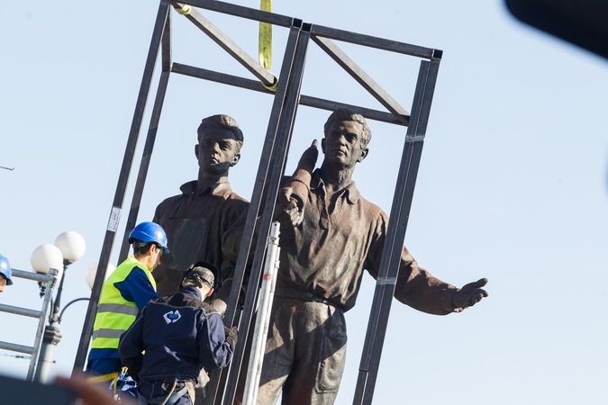 Galvosopė dėl Žaliojo tilto skulptūrų: saugoti ar pamiršti?