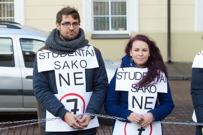Protesto akciją surengę studentai ministrės dėmesio nesulaukė