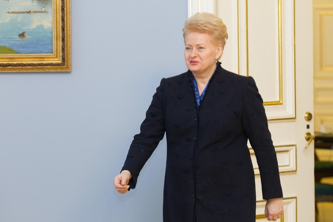 Prezidentė pasirašė įstatymus dėl valstybės tarnybos pertvarkos