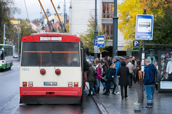 „Savanorystės meniu“ – galimybė išplėsti socialinių valandų pobūdį Vilniaus mokyklose