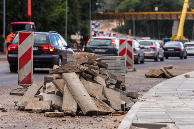 Rangovai prašo pratęsti estakados sostinės Geležinio Vilko gatvėje statybą