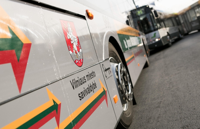 Kalbos komisija nepritarė anglų kalbai sostinės autobusuose