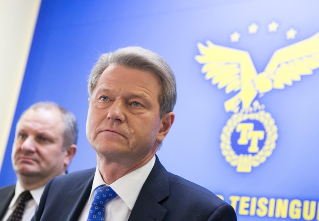 „Tvarkiečiai“ kėsinasi griauti valdančiąją koaliciją?