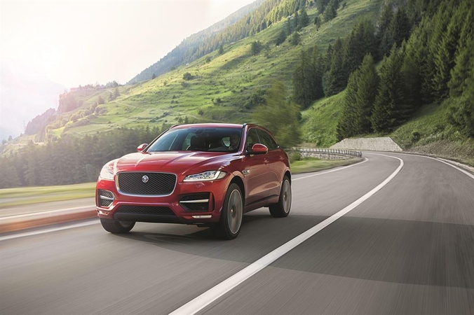 Vilniuje – proga pamatyti pirmąjį „Jaguar“ visureigį 