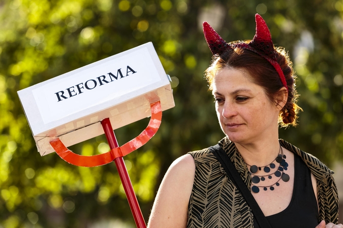Opozicijos lyderiai palaikymo reformoms nežada