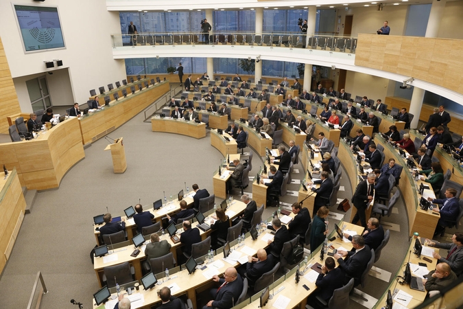 Vyriausybė, savivaldybės, Seimo komitetai galės posėdžiauti nuotoliniu būdu