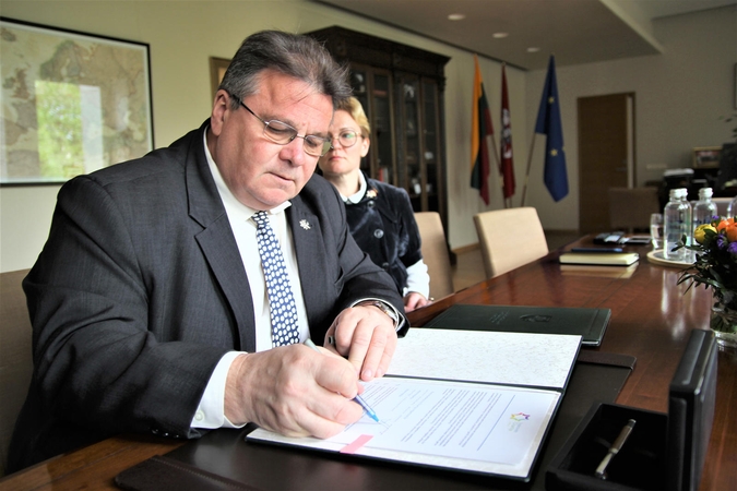 Užsienio reikalų ministerija pirmoji prisijungė prie „Įvairovės chartijos“