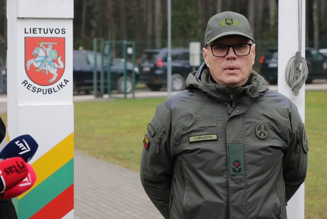 VSAT vadas: sunku prognozuoti, ar prie Lenkijos esantys migrantai nebus nukreipti į Lietuvą