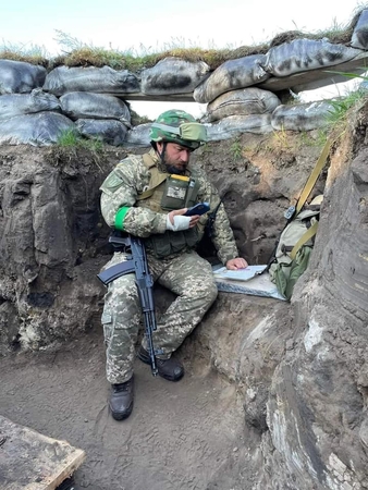 F. Šandoras – garsusis Ukrainos profesorius, skaitantis paskaitas iš apkasų (interviu)