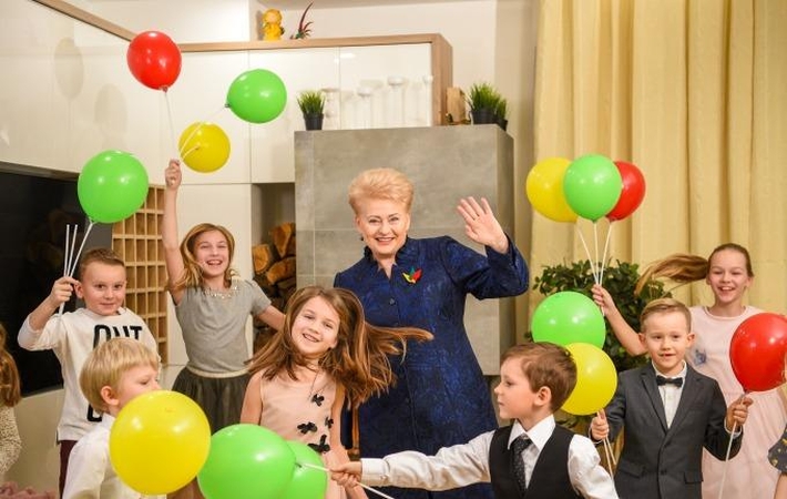 Prezidentė kviečia išradingai švęsti valstybės šimtmetį