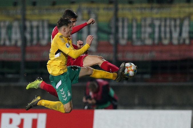 Lietuvos futbolo pavasario dar teks palaukti