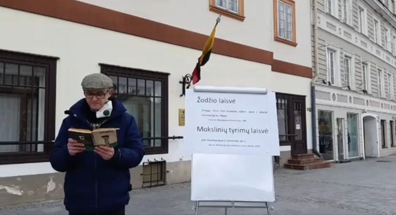 Surengta palaikymo akcija iš Genocido centro atleistai istorikei