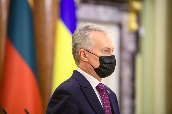 G. Nausėda Ukrainoje sulaukė klausimų dėl skiepijimo „AstraZeneca“ vakcina sustabdymo