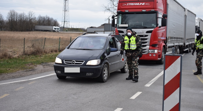 VSAT vadas: netrukus gali būti stiprinama atvykstančiųjų į šalį kontrolė