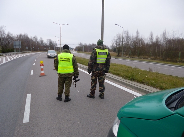 Pasienyje su Lenkija – sienos kontrolės atnaujinimo pratybos
