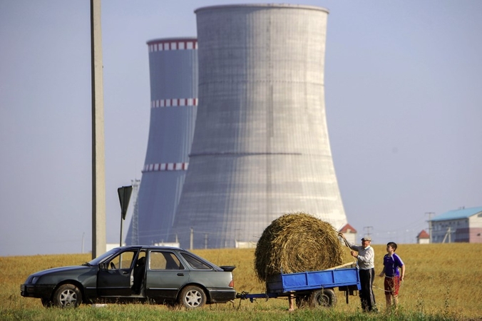 Vyriausybinė komisija spręs, kaip užkirsti kelią baltarusiškai elektrai