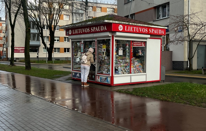 Siūlymas: klaipėdiečio manymu, pakaktų pažymėti šią teritoriją kokia nors spalva, kad dviratininkai ar paspirtukininkai atkreiptų dėmesį ir būtų atidesni praeiviams.