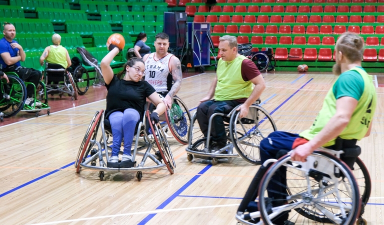 Iššūkis: Lietuvos rankinio vežimėliuose rinktinė, vadovaujama trenerio K. Kaladinsko, jau kaupia jėgas Europos čempionatui.