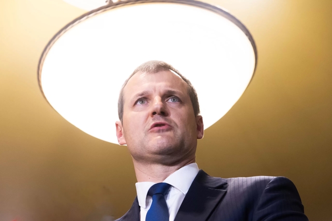 Kandidatui į devynioliktos po 1990-ųjų Vyriausybės vadovo postą G. Paluckui trūksta patirties nacionalinėje vykdomojoje valdžioje ir teigiamos aureolės.