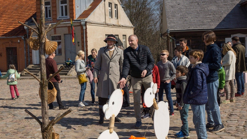 Spektras: antrą Velykų dieną Rumšiškėse vyks lalavimas, margučių marginimas, daužavimas, ridenimas ir kitos tradicinės šios šventės veiklos.