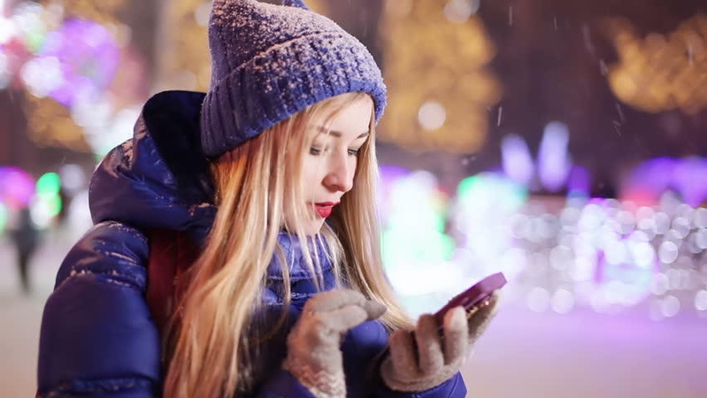 Atėjo šalčiai: kaip žiemą apsaugoti telefoną?
