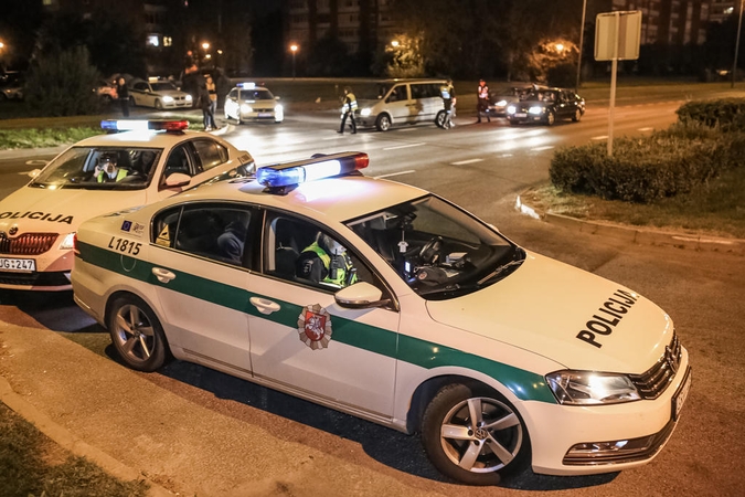 Policijos reidas uostamiestyje: įkliuvo girta vaiką vežusi moteris