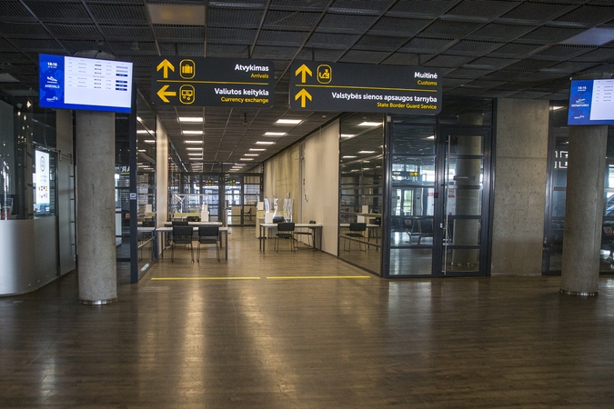 Įtariamas vagystėmis ir apsaugininko sužalojimu jaunuolis sučiuptas oro uoste